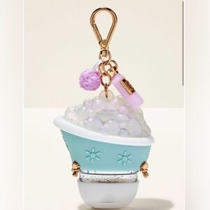 Nwt Bath Tub Bubbles Hand Sanitizer PocketBac Holder